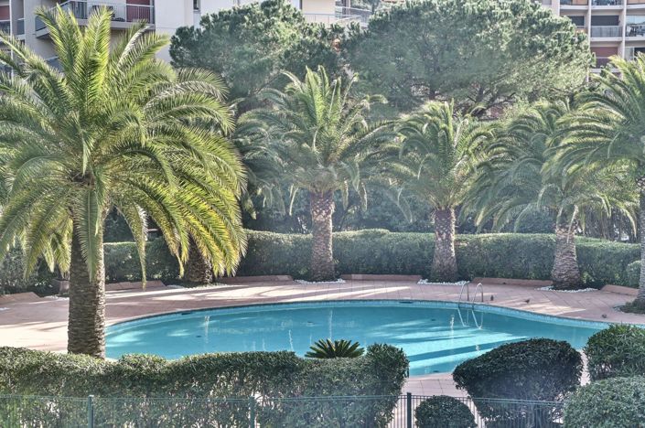 Image No.20-1 Bed Apartment for sale