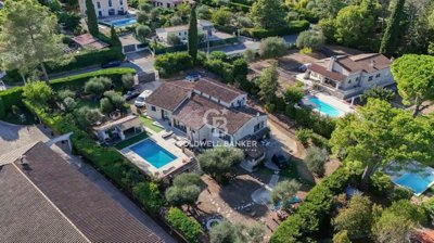 5 Bed House for sale