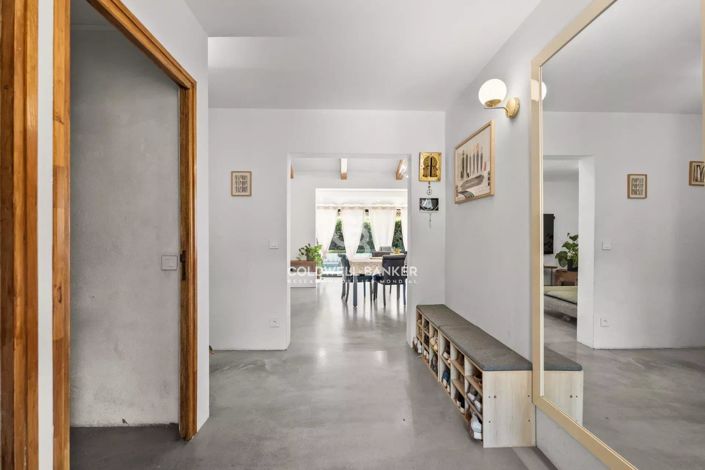 Image No.10-5 Bed House for sale