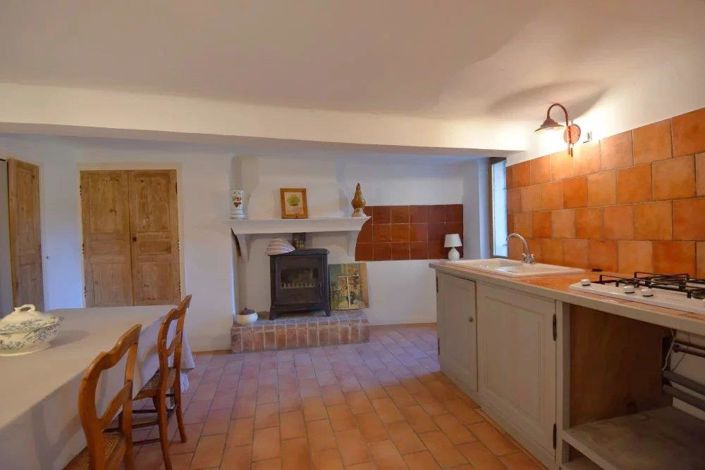 Image No.16-11 Bed House for sale