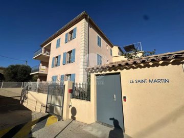 1 - Le Plan-de-la-Tour, Apartment