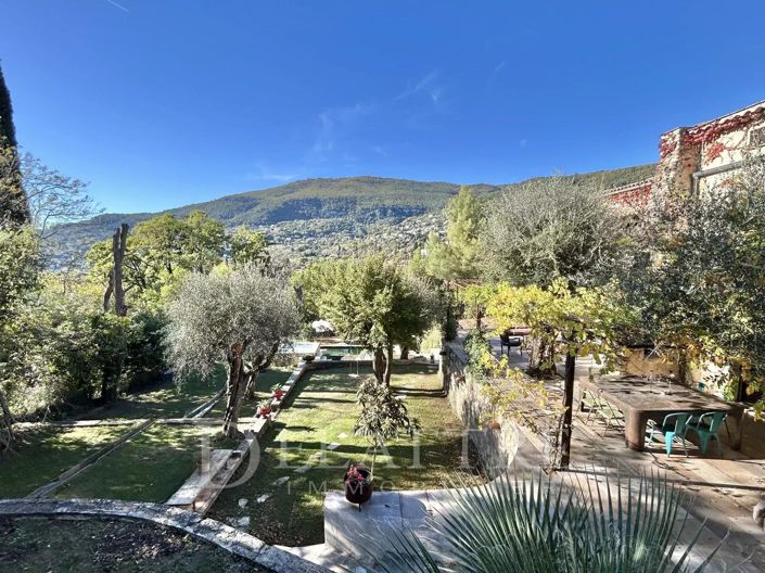 Image No.5-6 Bed House for sale