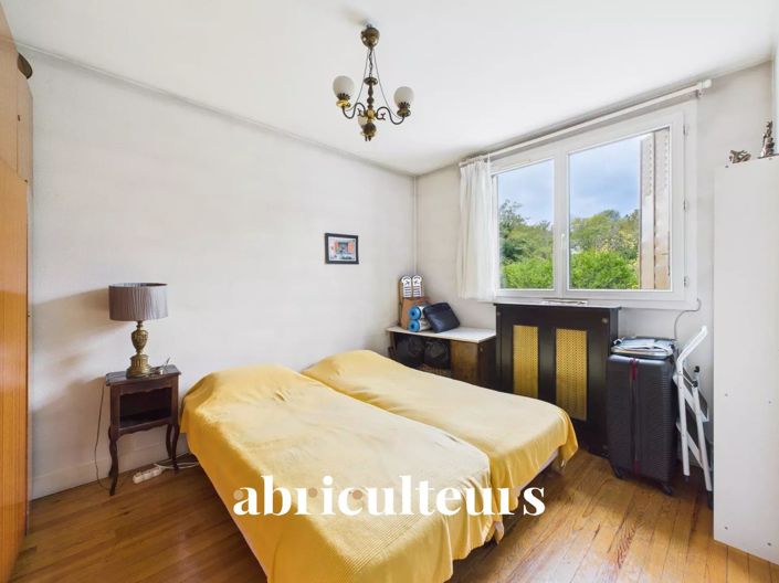 Image No.12-House for sale