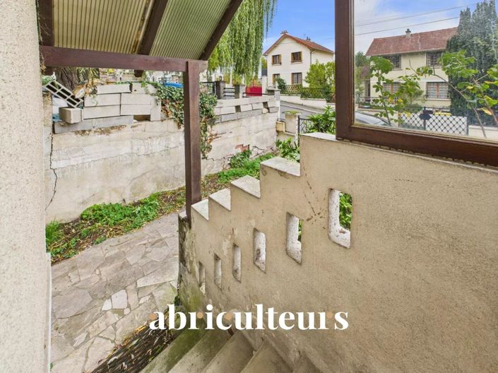 Image No.3-House for sale