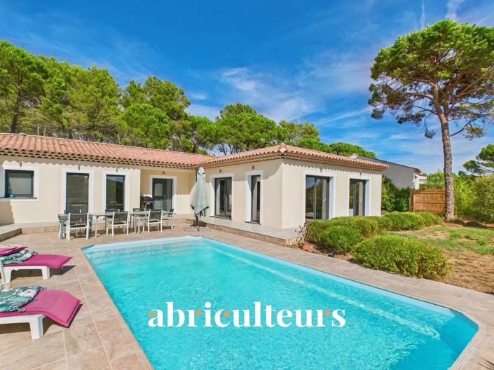 Image No.17-3 Bed House for sale