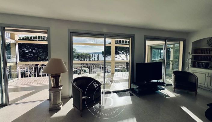 Image No.14-3 Bed Apartment for sale