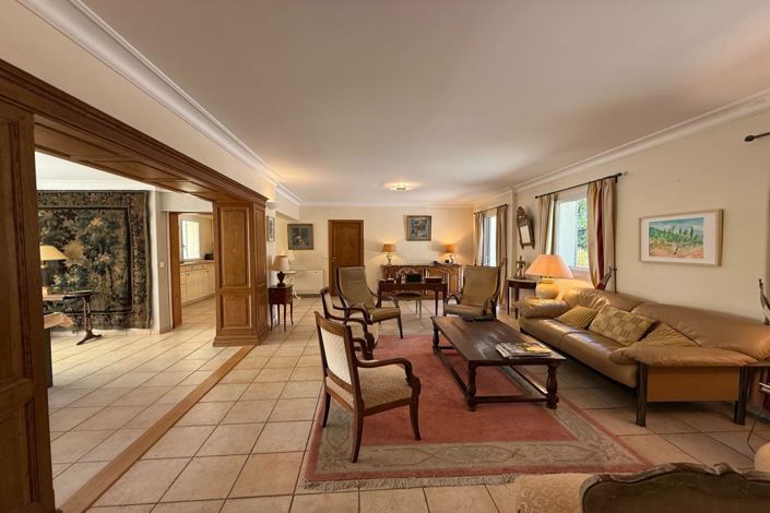 Image No.5-4 Bed House for sale