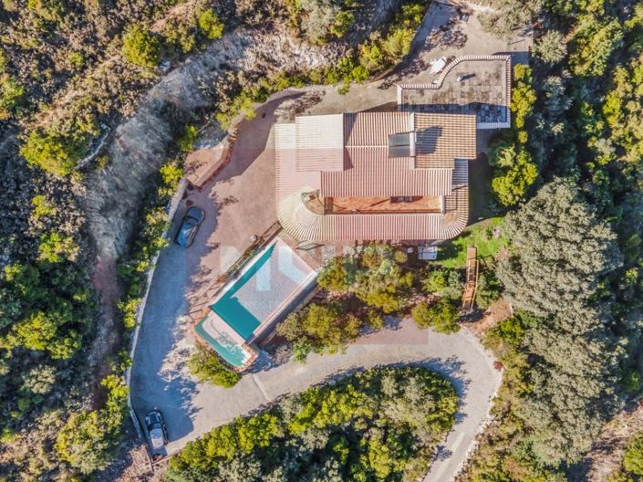 Image No.34-3 Bed House for sale