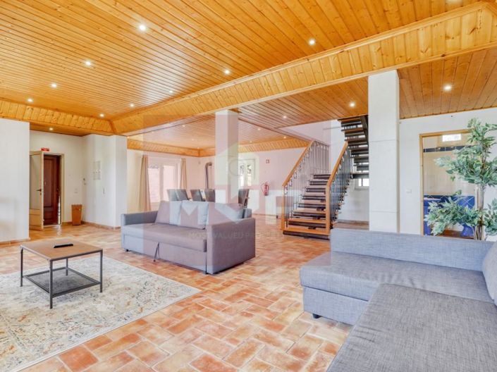 Image No.6-3 Bed House for sale