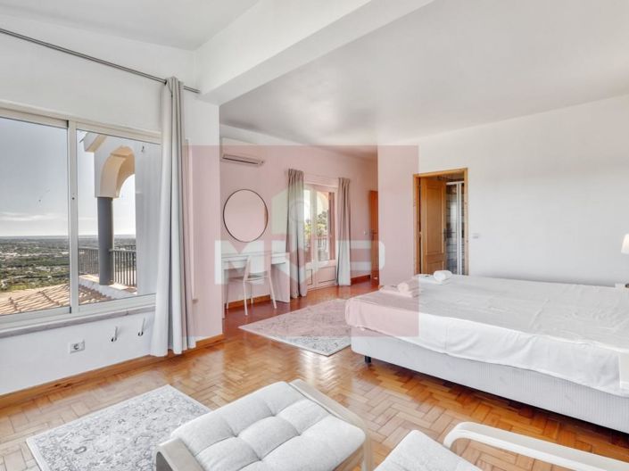 Image No.8-3 Bed House for sale