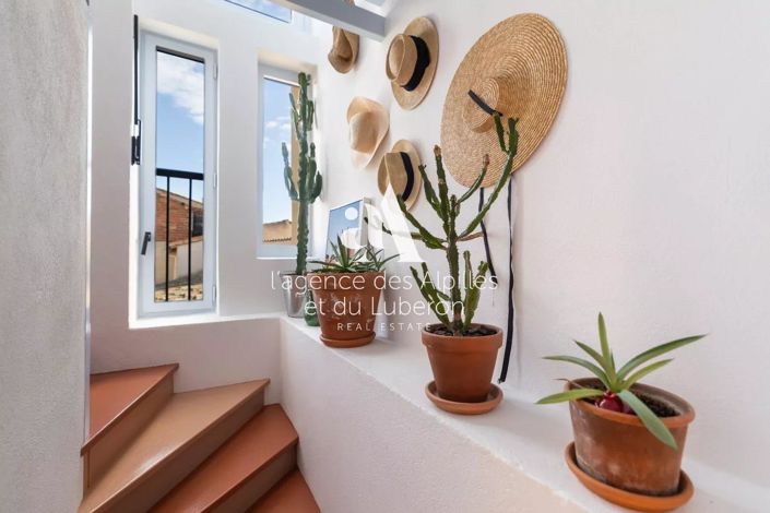 Image No.15-3 Bed Apartment for sale