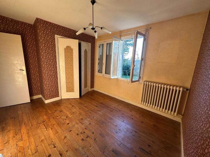 Image No.6-House for sale