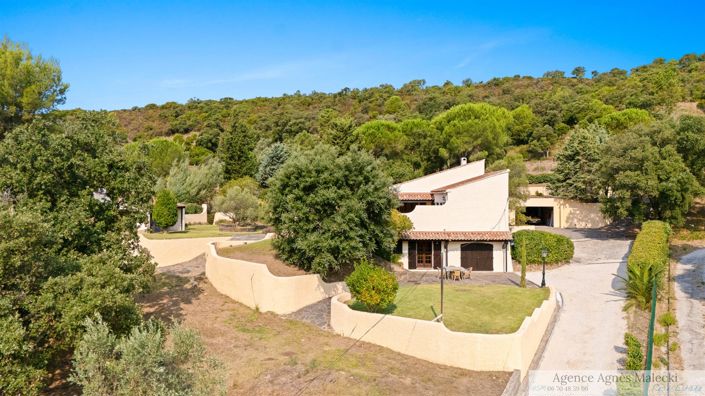 Image No.8-6 Bed House for sale