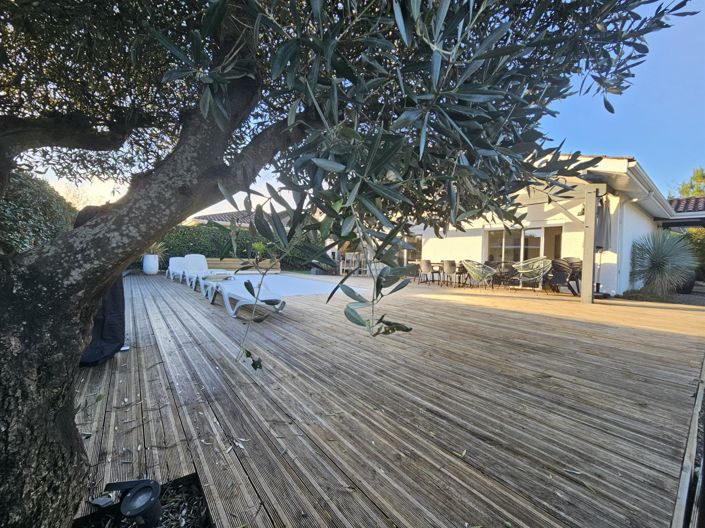 Image No.1-Maison de 4 chambres à vendre à Gastes