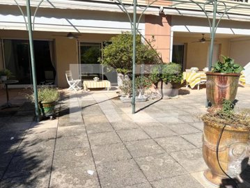 1 - Nîmes, Apartment