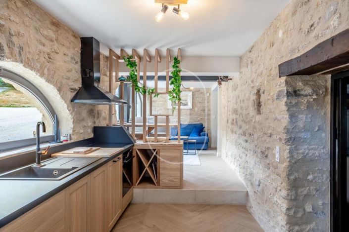 Image No.3-6 Bed House for sale