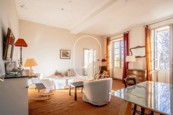 Image No.11-7 Bed House for sale