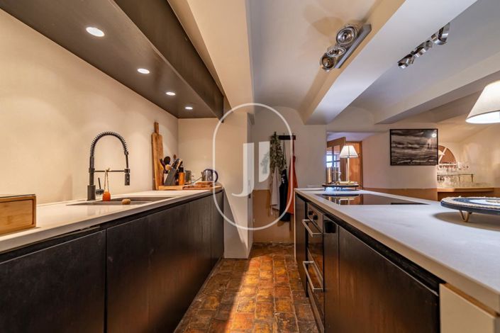 Image No.7-Maison de 5 chambres à vendre à Uzès