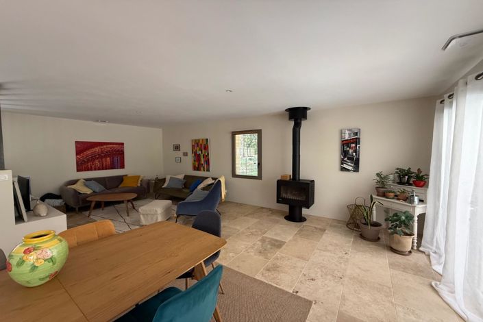 Image No.4-2 Bed House for sale