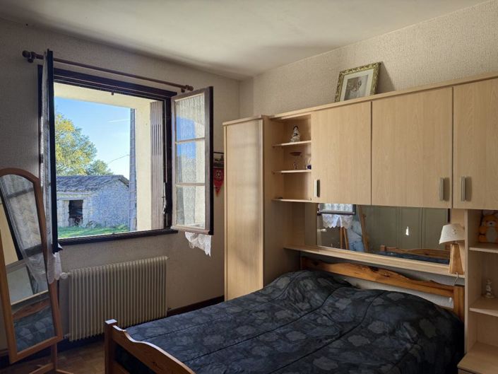 Image No.14-5 Bed House for sale