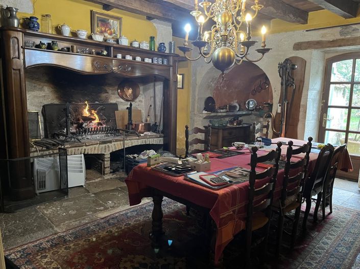 Image No.11-8 Bed House for sale