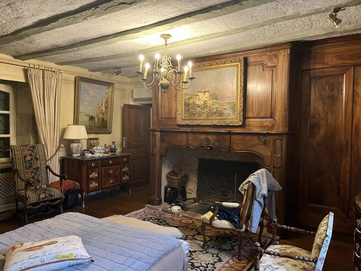 Image No.17-8 Bed House for sale