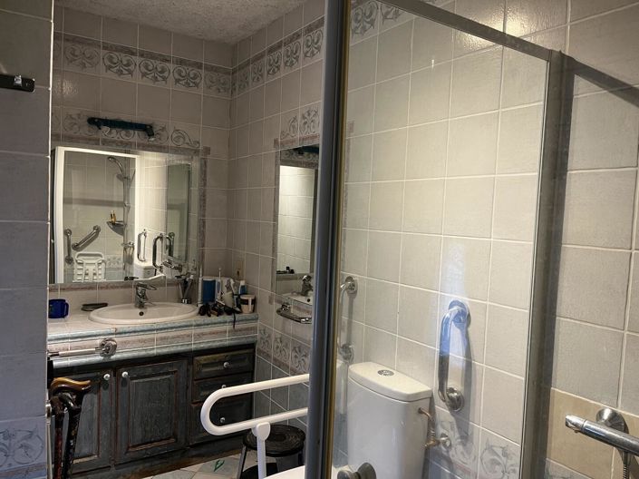 Image No.19-8 Bed House for sale