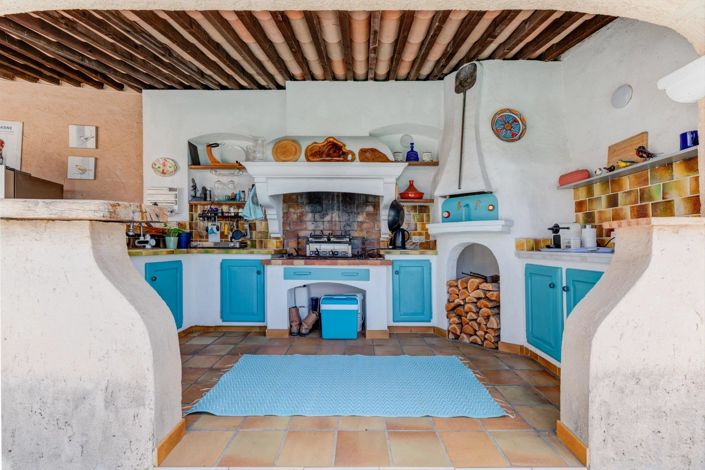 Image No.15-4 Bed House for sale