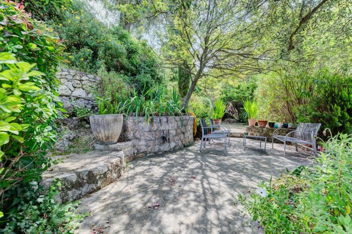 Image No.17-4 Bed House for sale