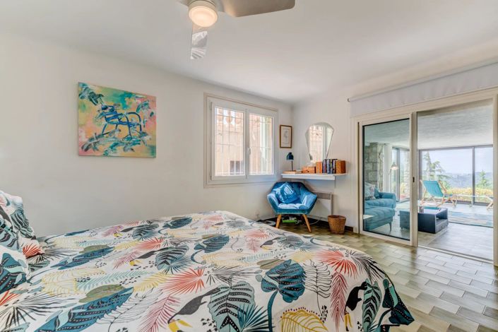 Image No.9-4 Bed House for sale