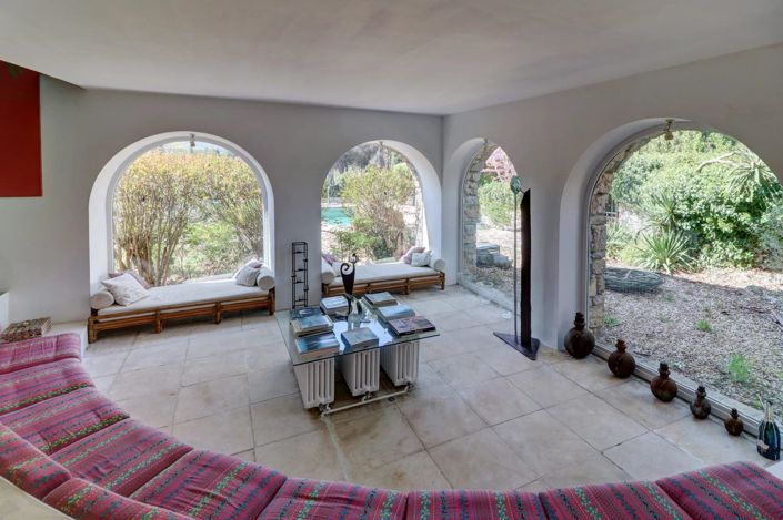 Image No.5-House for sale