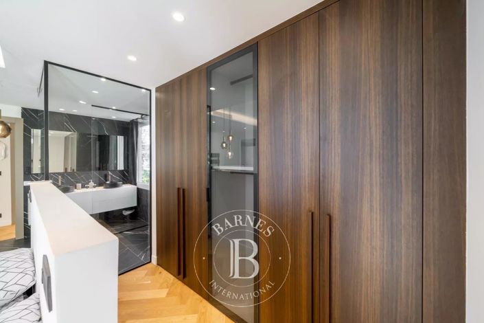 Image No.14-4 Bed House for sale