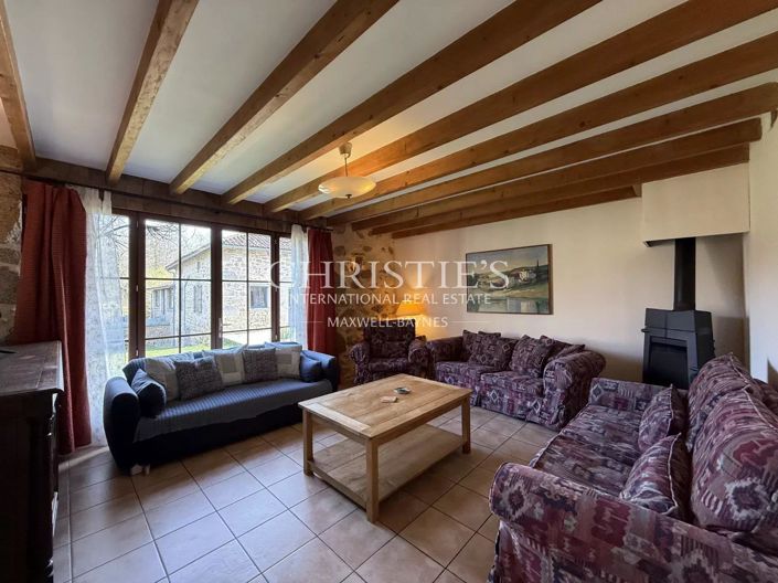 Image No.28-17 Bed House for sale