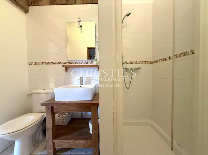 Image No.32-Maison de 17 chambres à vendre à Piegut-Pluviers