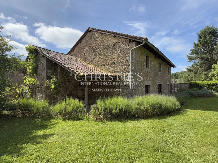 Image No.38-17 Bed House for sale