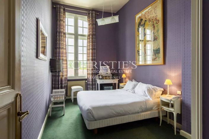 Image No.12-12 Bed House for sale