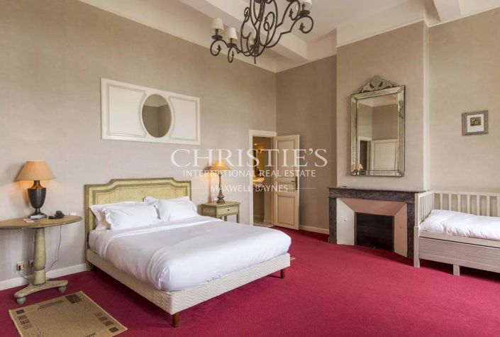 Image No.16-12 Bed House for sale