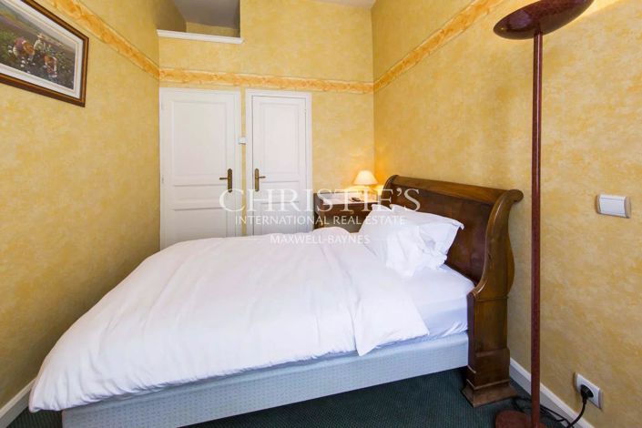 Image No.18-12 Bed House for sale