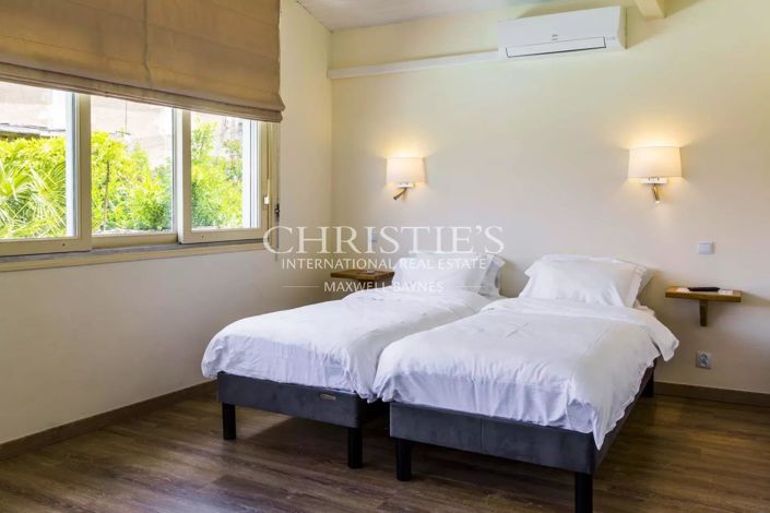 Image No.25-12 Bed House for sale