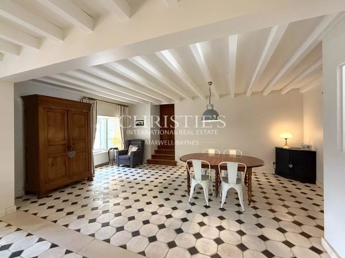 Image No.13-5 Bed House for sale