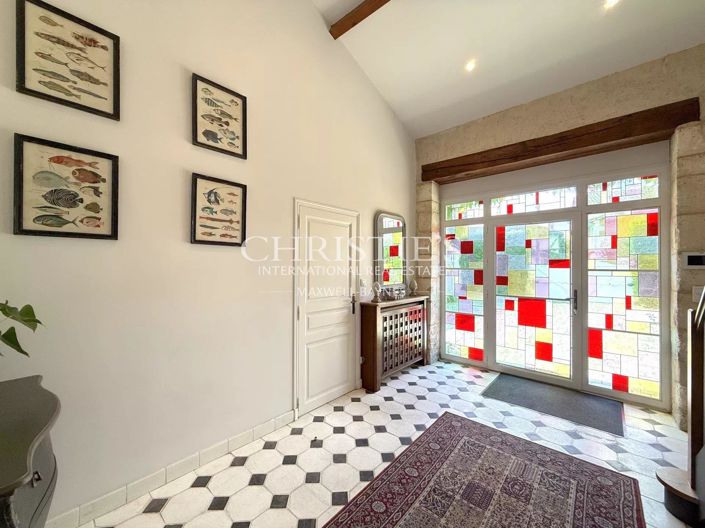 Image No.7-5 Bed House for sale