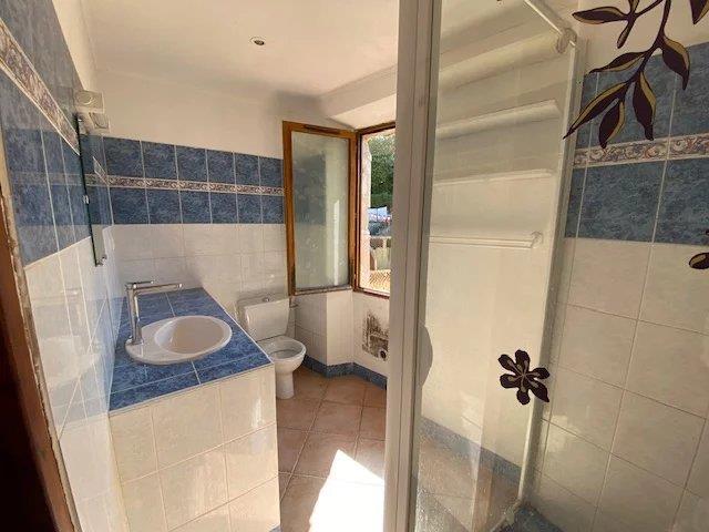 Image No.8-2 Bed Property for sale