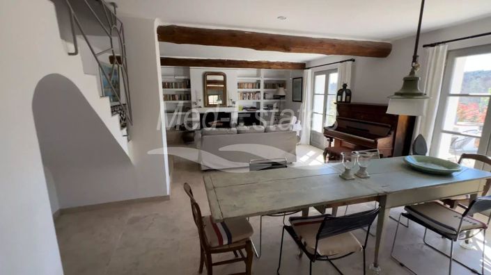 Image No.5-Maison de 4 chambres à vendre à Grimaud