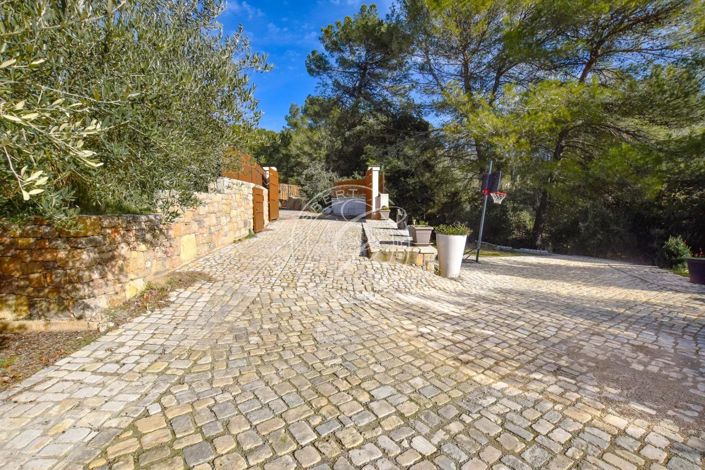 Image No.3-Maison de 4 chambres à vendre à Salernes