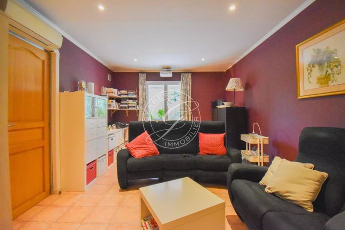 Image No.13-4 Bed House for sale