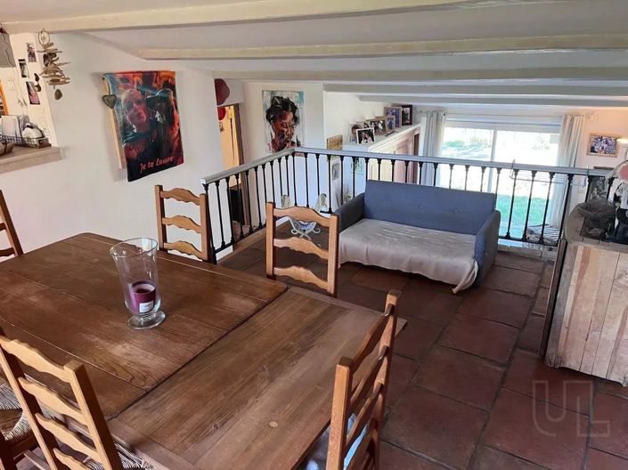 Image No.10-3 Bed House for sale