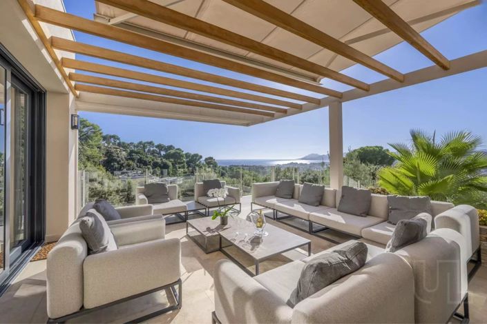 Image No.3-5 Bed House for sale