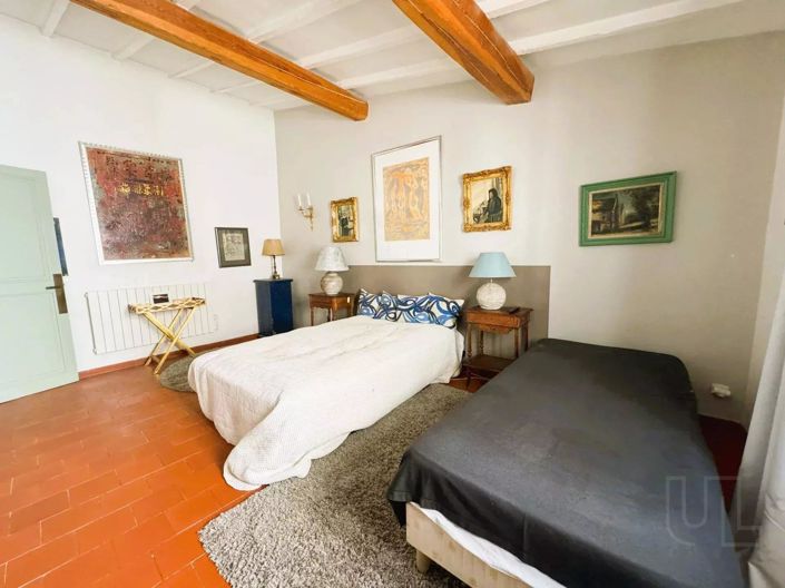 Image No.10-5 Bed House for sale