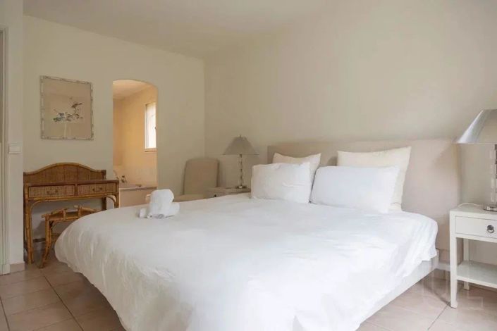 Image No.13-5 Bed House for sale