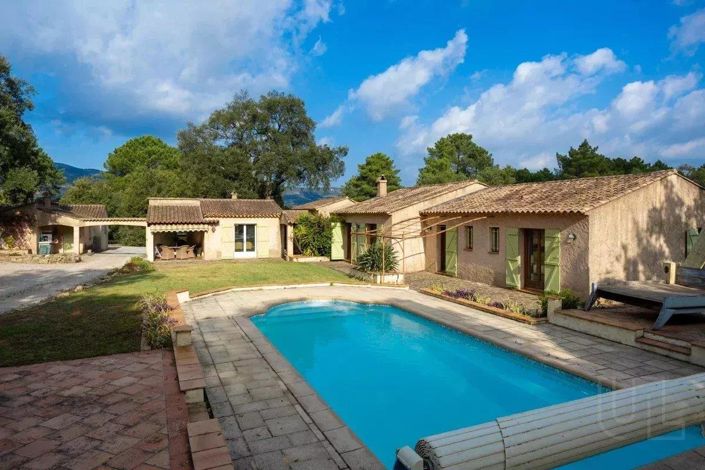 Image No.2-5 Bed House for sale